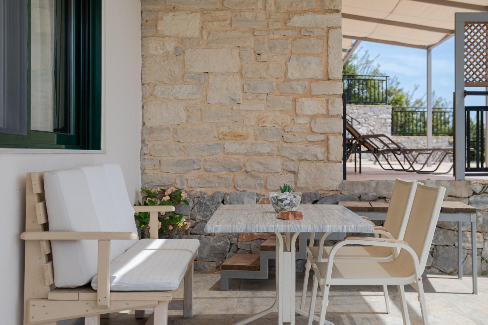 Souda Bay Loggia Villa Sellía Exteriör bild